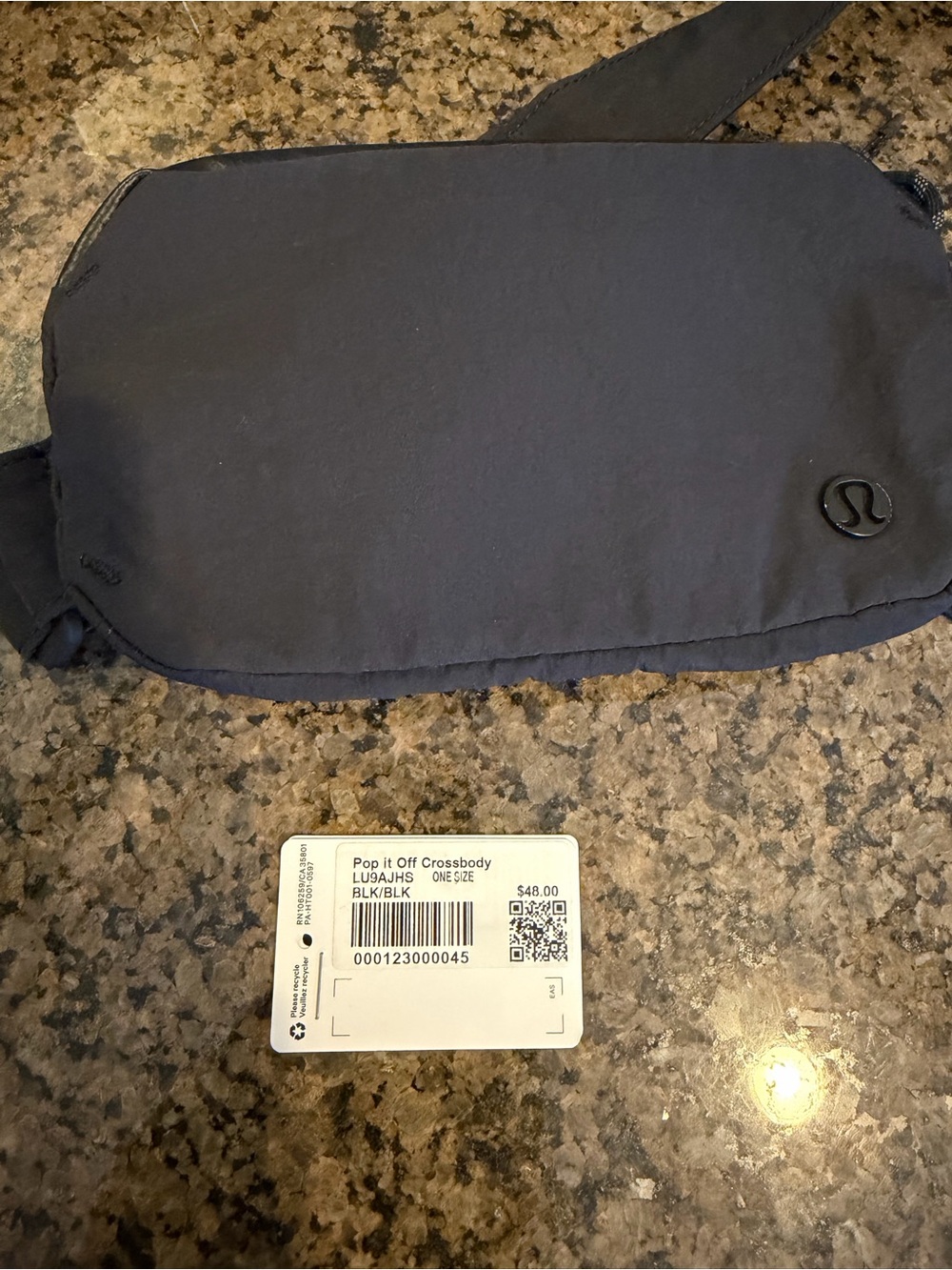 Lululemon Pop It Off crossbody bag